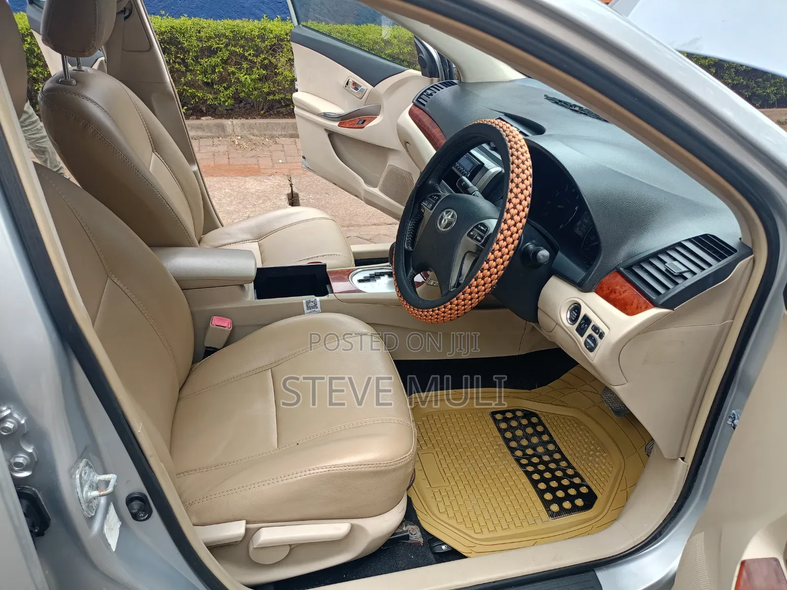 Toyota Premio 1.8 FWD 2012 Silver