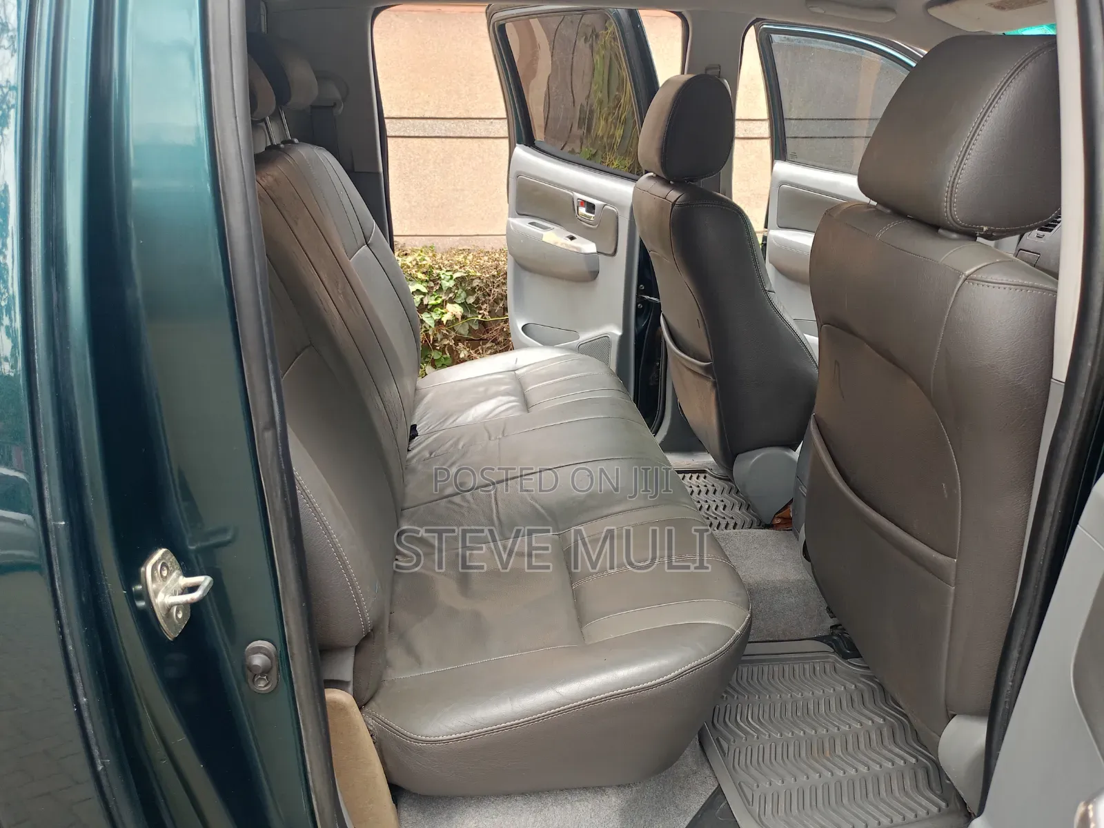 Toyota Hilux 2011 Green