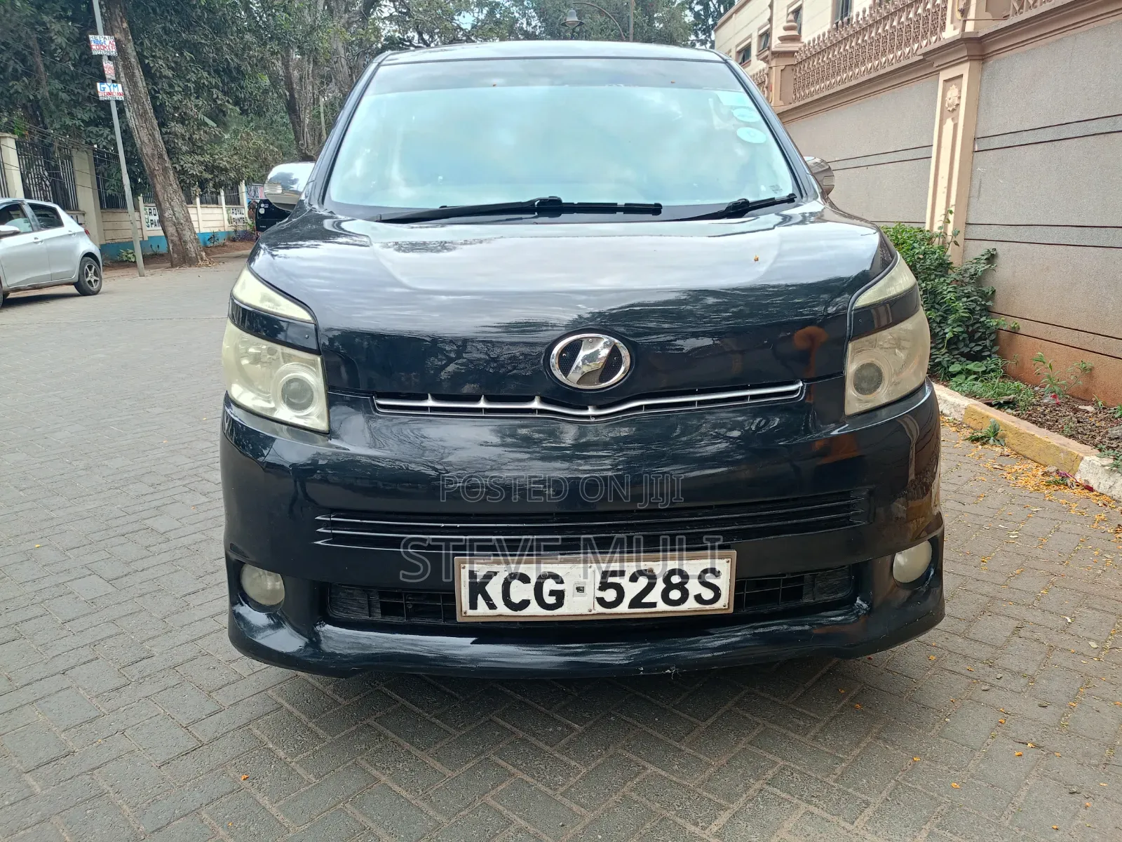 Toyota Voxy X L Edition 2WD 8-Seater 2009 Black
