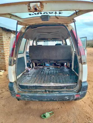 Toyota TownAce 2002 White