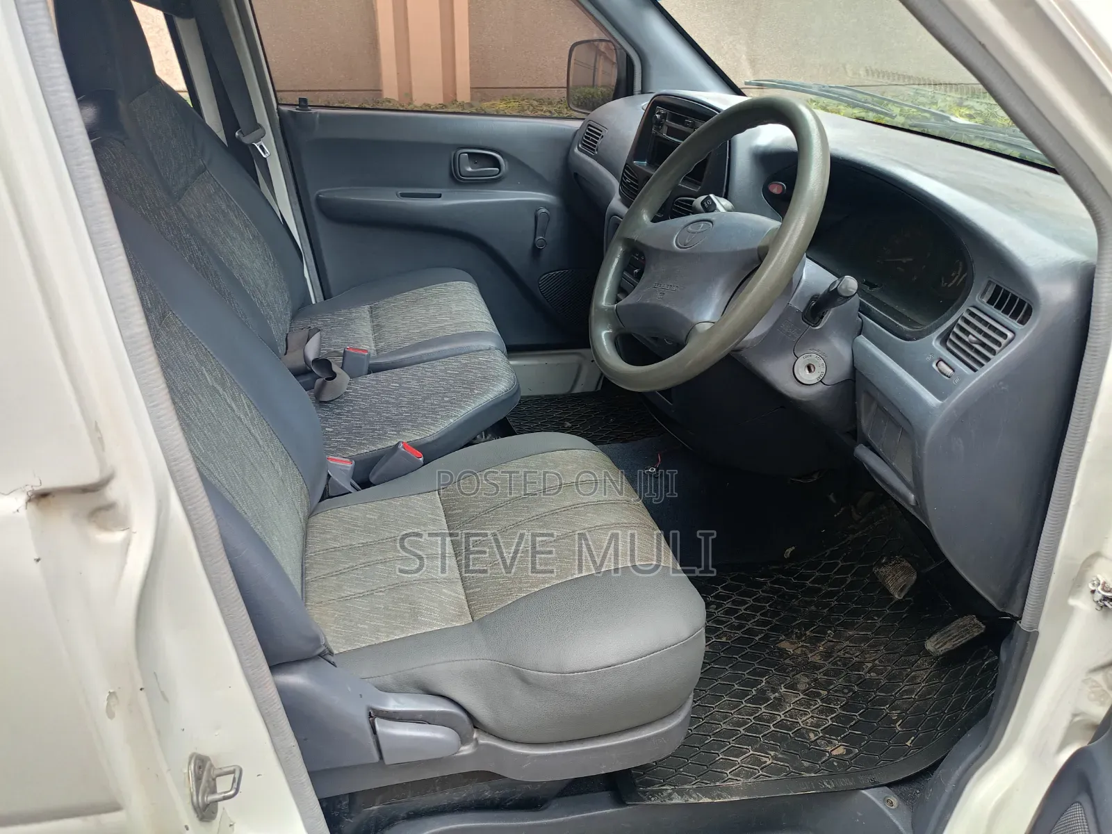 Toyota TownAce 2004 White