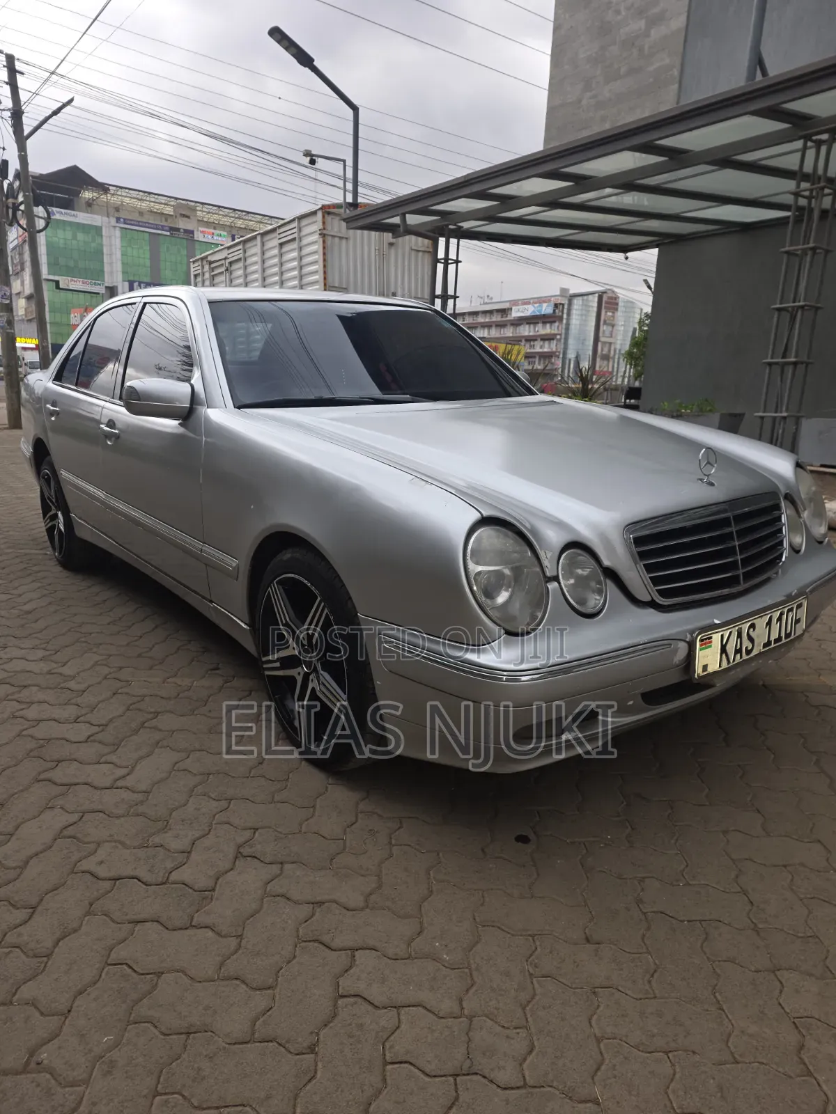 Mercedes-Benz E200 1998 Silver