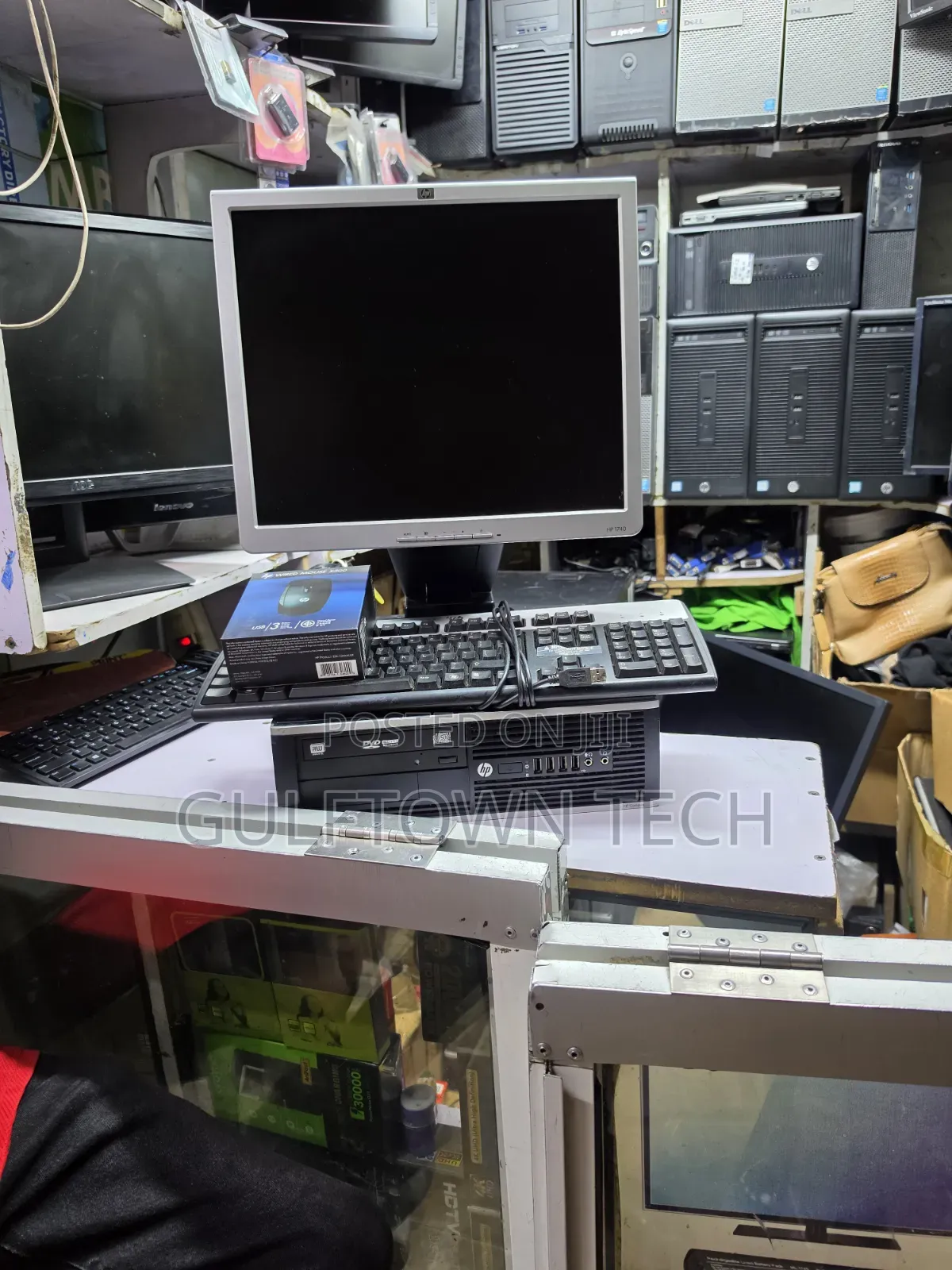 Desktop Computer HP 4GB Intel Core i7 HDD 500GB