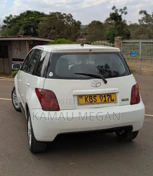Toyota IST 2006 White