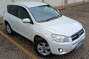 Toyota RAV4 2015 Pearl