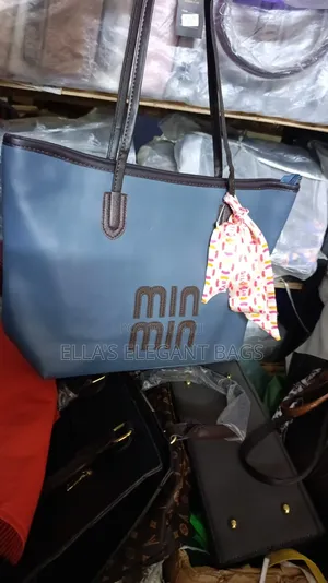 Ella's Elegant Bags
