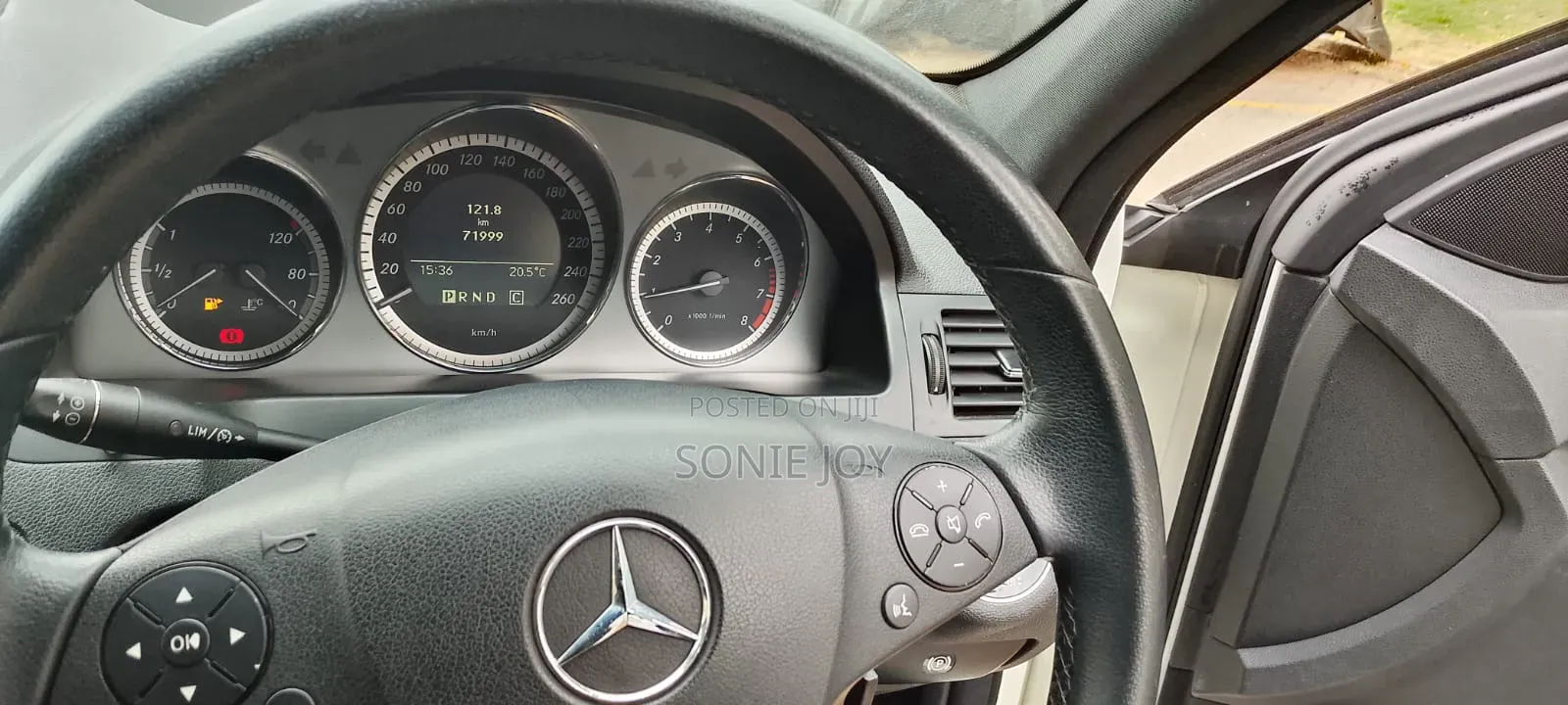 Mercedes-Benz C200 2010 White