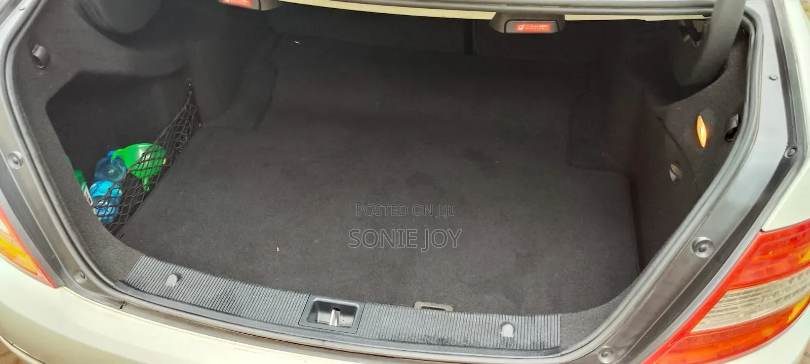 Mercedes-Benz C200 2010 White