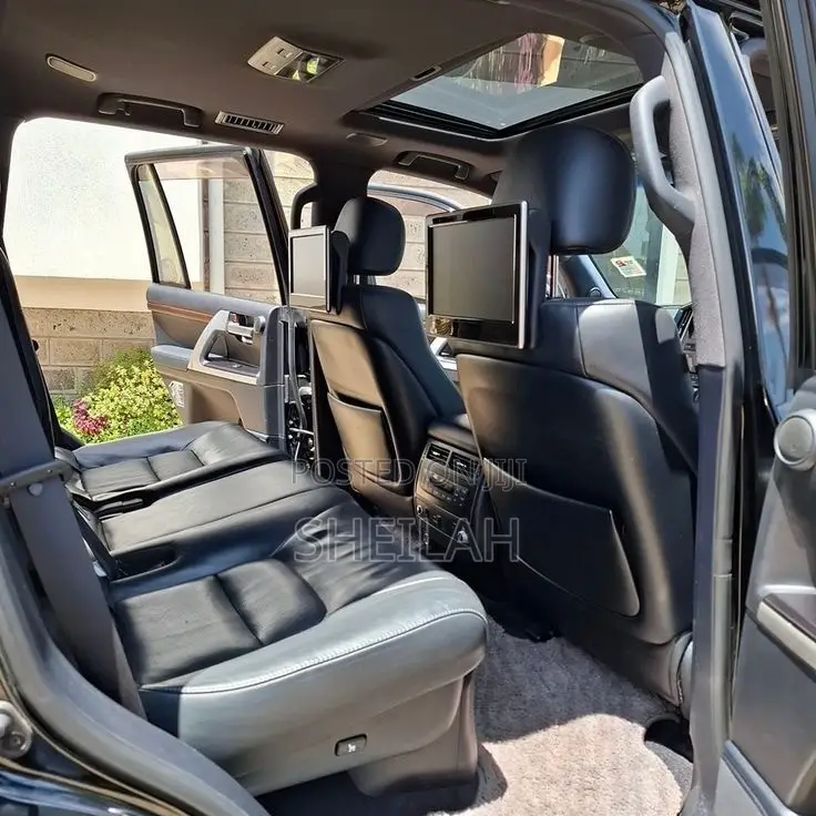 Land Cruiser V8