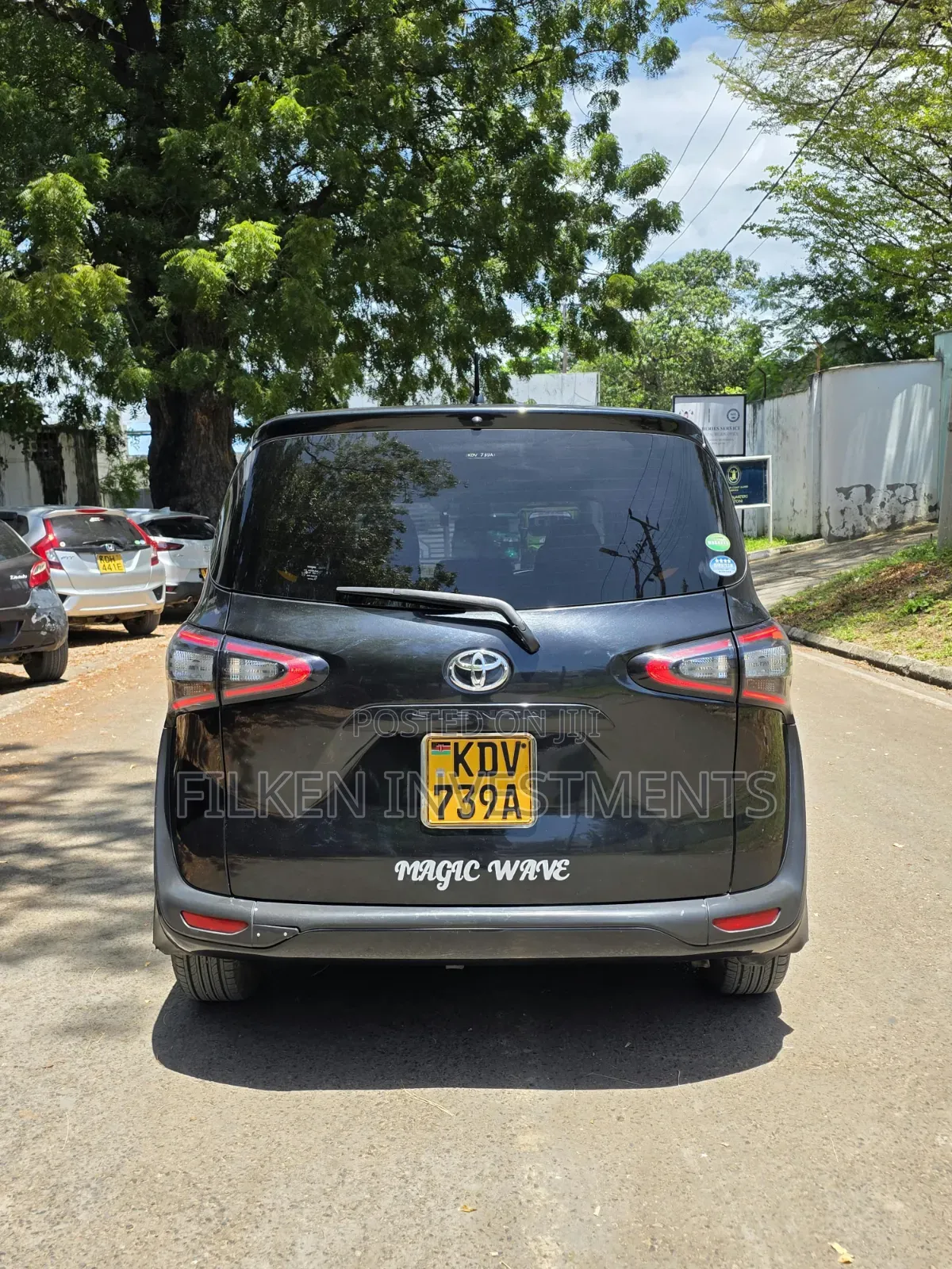 Toyota Sienta 1.5 FWD (6-seater) 2018 Black