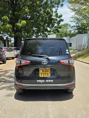 Toyota Sienta 1.5 FWD (6-seater) 2018 Black