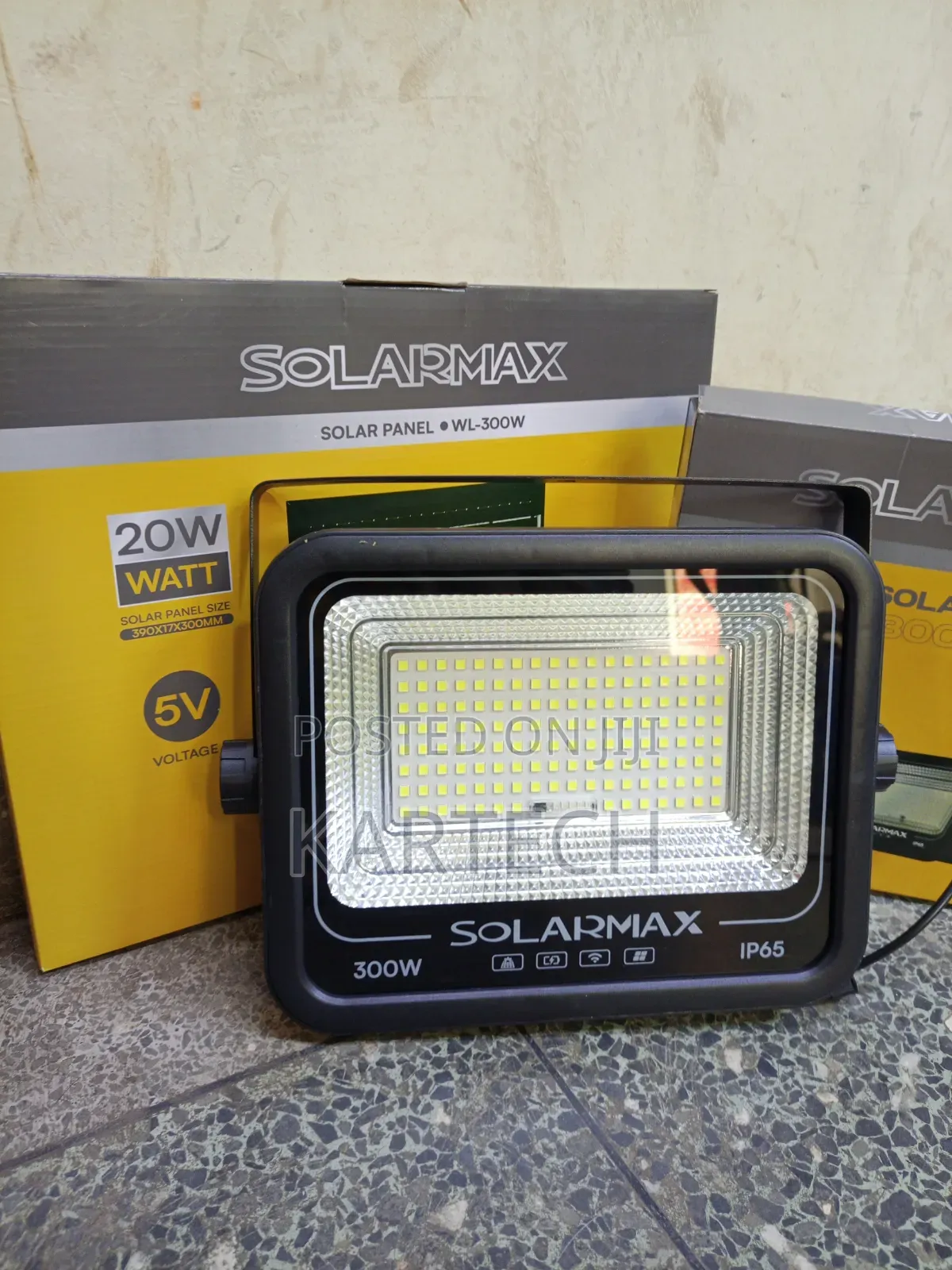 Solarmax 300W Outdoor Solar Flood Lamp With Solar Panel