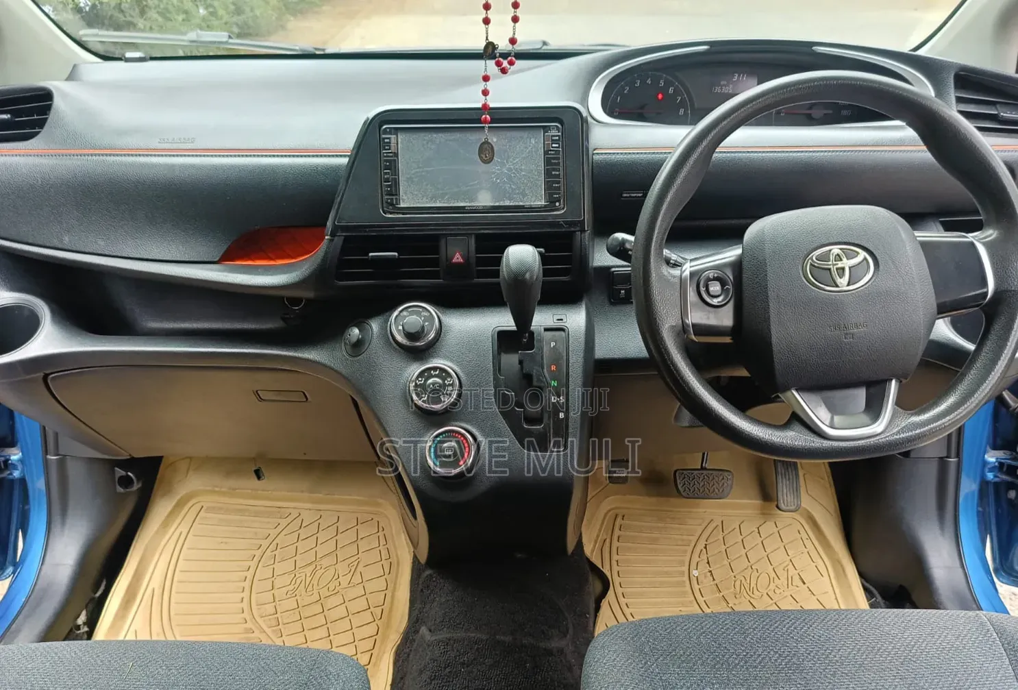 Toyota Sienta 1.5 FWD 2016 Blue