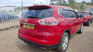 Nissan X-Trail 2.0 Petrol AWD 2014 Red