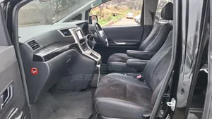 Toyota Vellfire Z Golden Eyes 2.4 FWD 7-Seater 2014 Black
