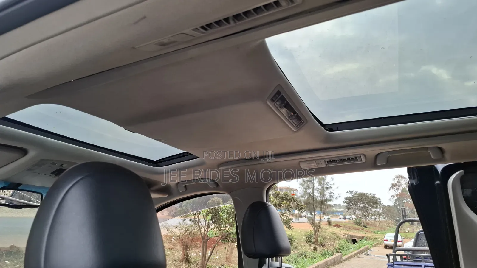 Toyota Vellfire Z Golden Eyes 2.4 FWD 7-Seater 2014 Black