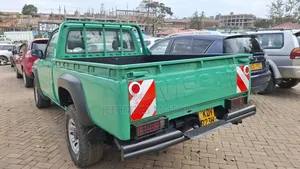 Nissan Hardbody 2016 Green