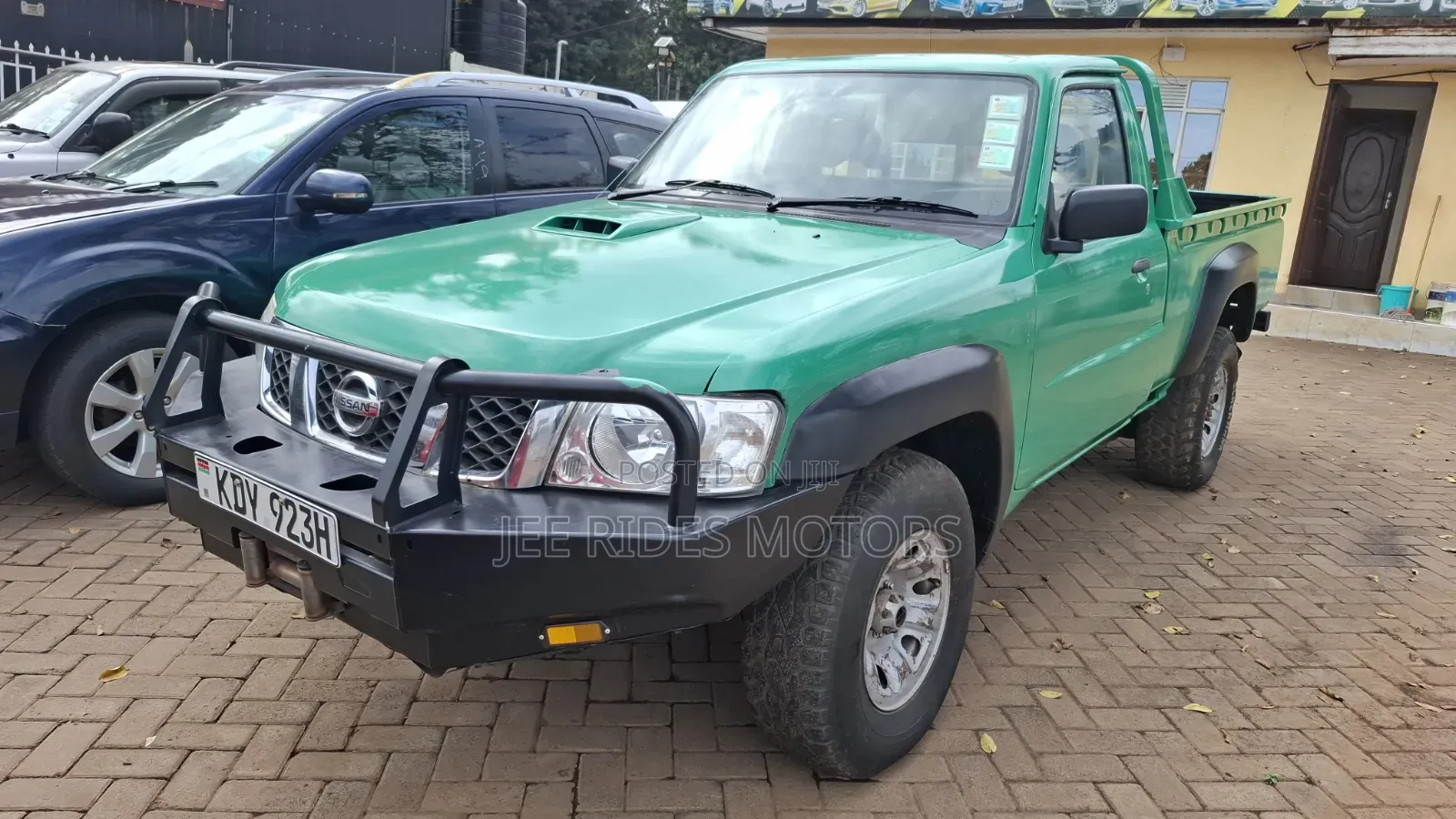 Nissan Hardbody 2016 Green