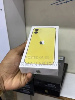 New Apple iPhone 11 128 GB Yellow