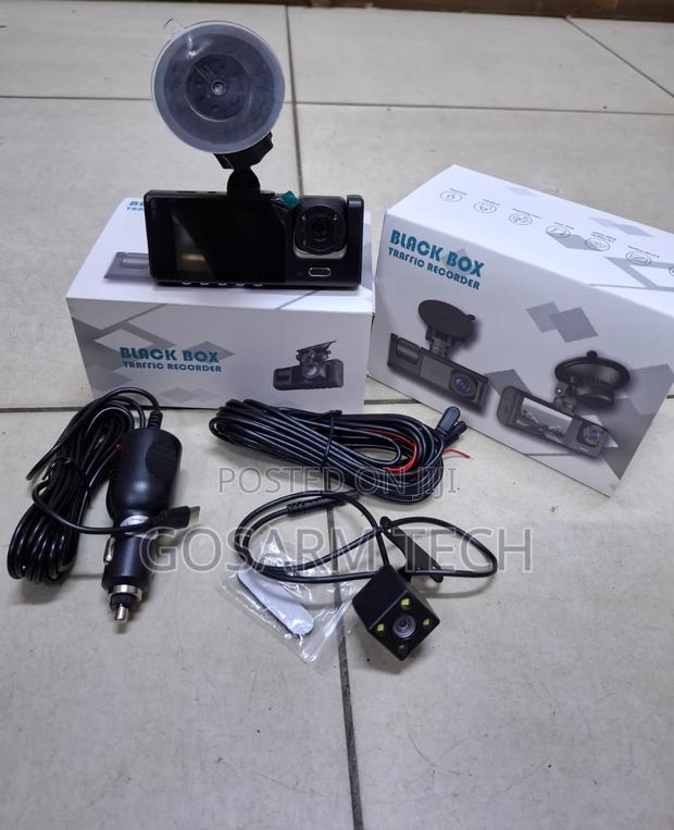 Quality Dashcam Traffic Recorder 3-in-1Three LensCamera - main view