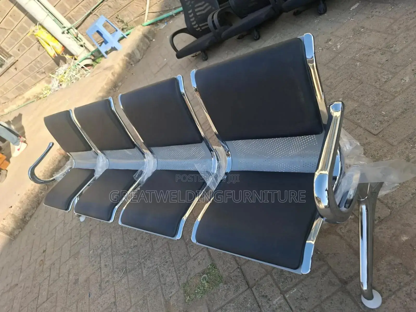 4 Seater Padded Waiting Bench Chair