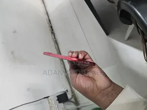 Apple iPhone 11 128 GB Red