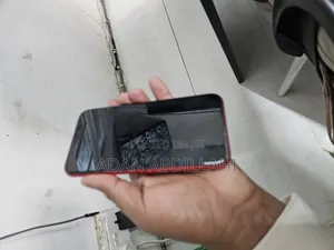 Apple iPhone 11 128 GB Red