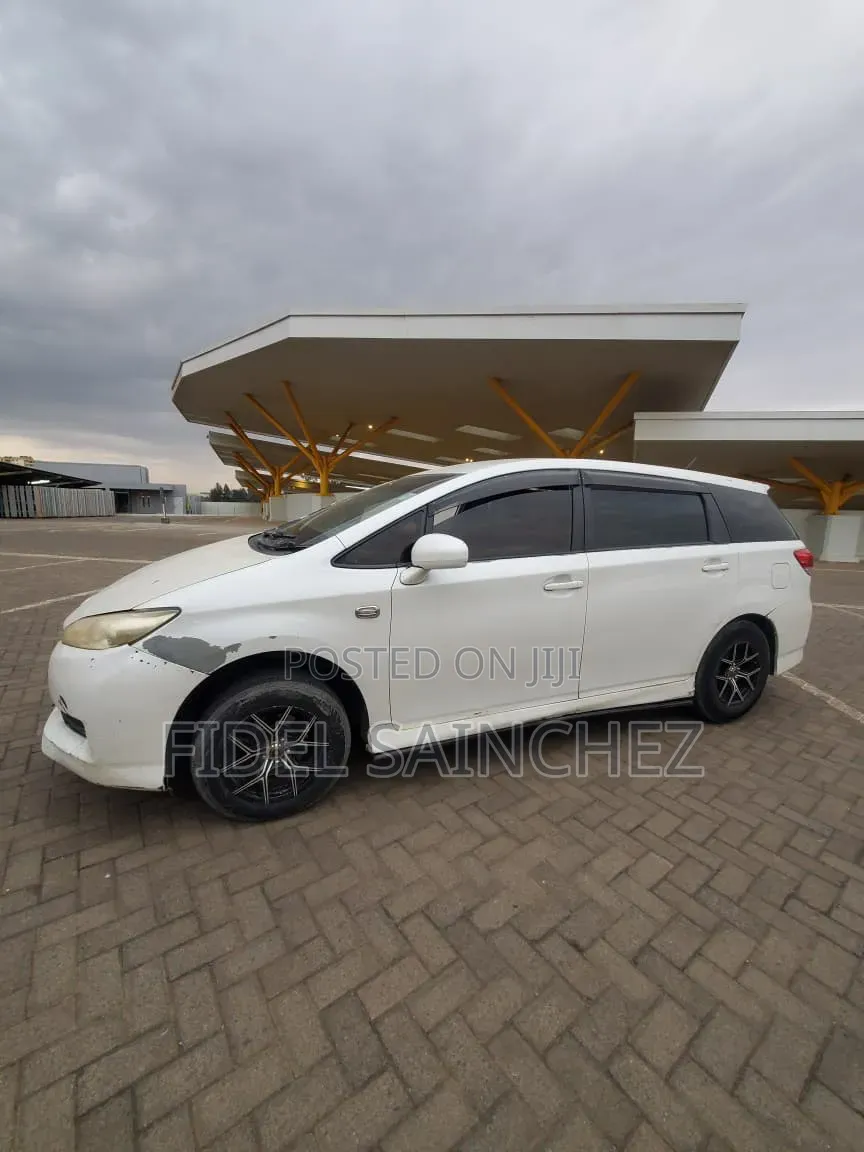 Toyota Wish 2010 White