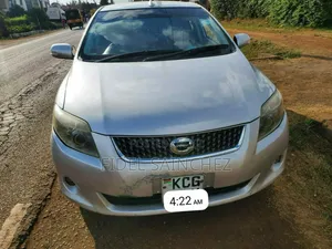 Toyota Corolla Fielder 1.5 Petrol FWD 2011 Silver