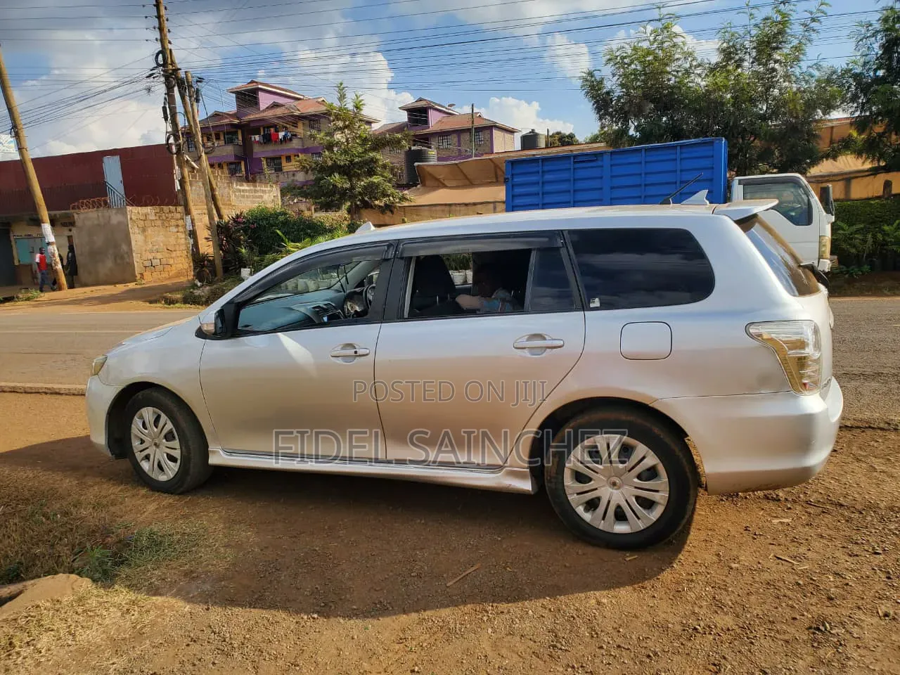 Toyota Corolla Fielder 1.5 Petrol FWD 2011 Silver