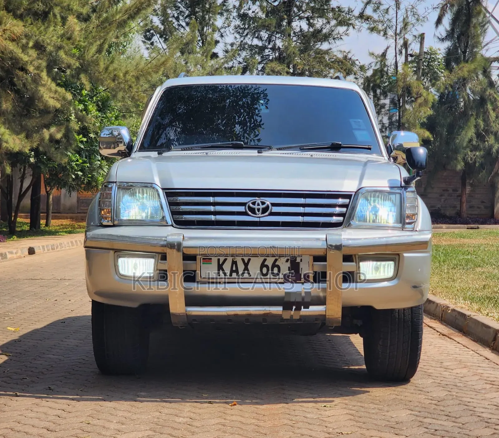 Toyota Land Cruiser Prado 2000 Silver