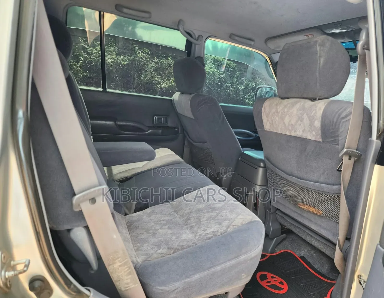 Toyota Land Cruiser Prado 2000 Silver