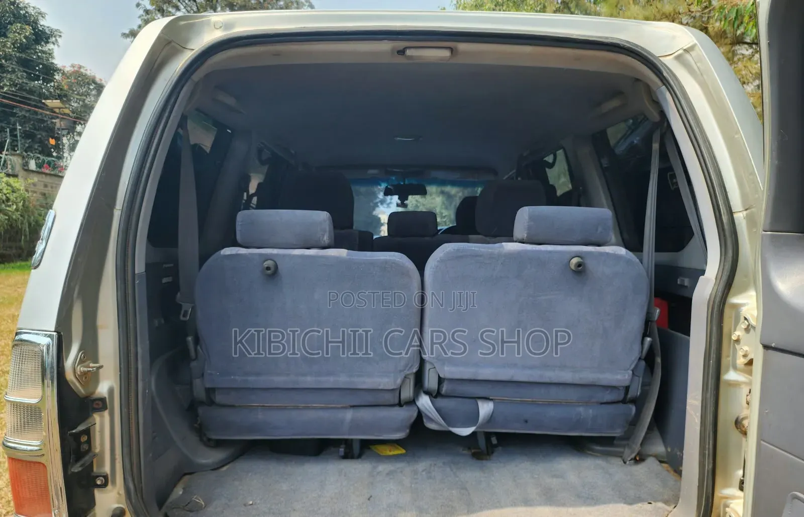 Toyota Land Cruiser Prado 2000 Silver