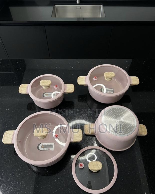 Ceramic Soft Rose Quartz Healthy Induction Set - main view