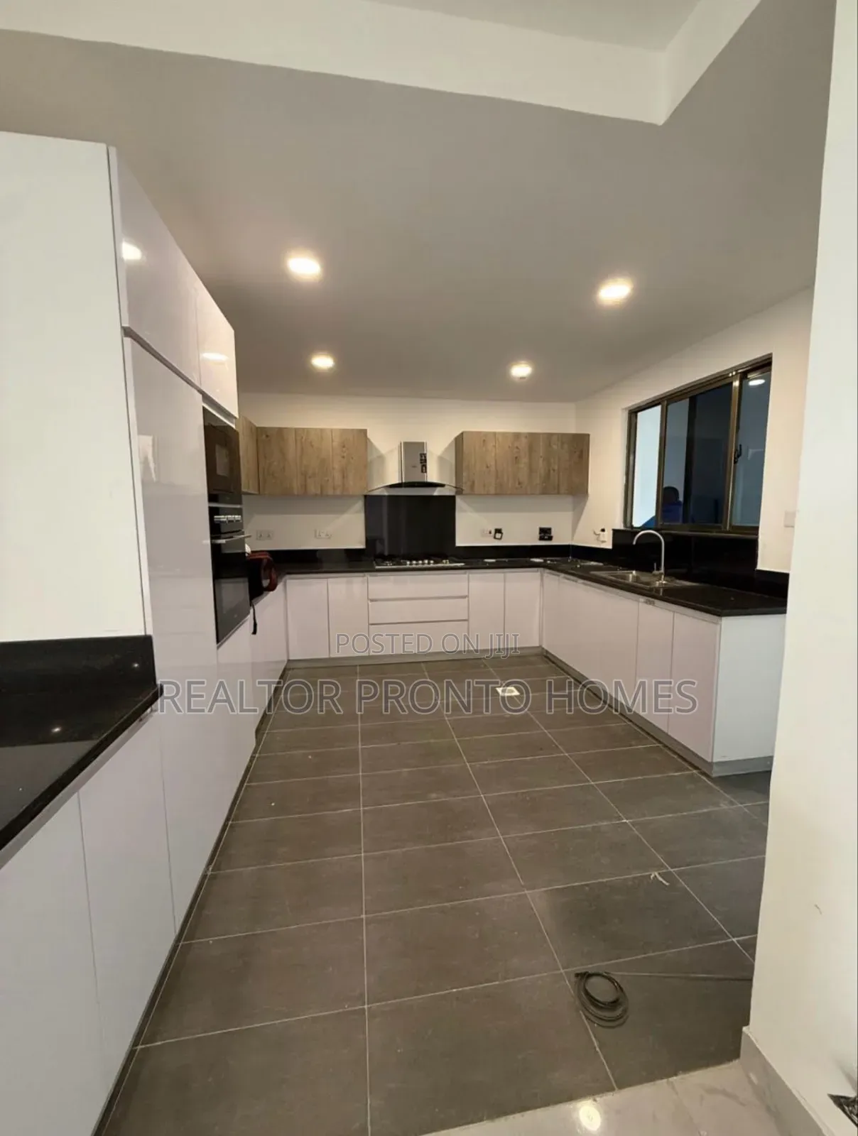 4bdrm Apartment in Kileleshwa for rent