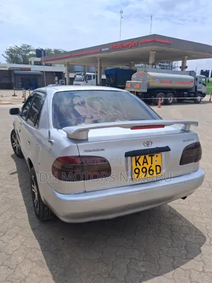 Toyota Corolla 1999 Silver