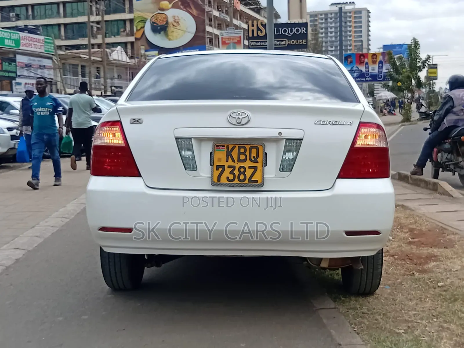 Toyota Corolla Sedan 2005 White
