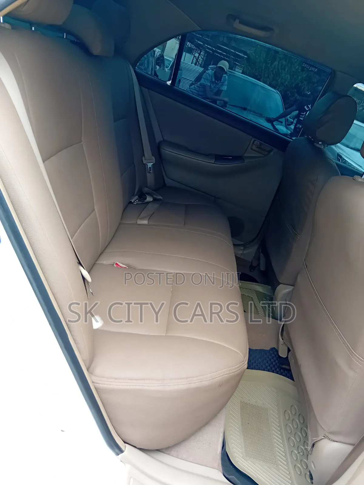 Toyota Corolla Sedan 2005 White
