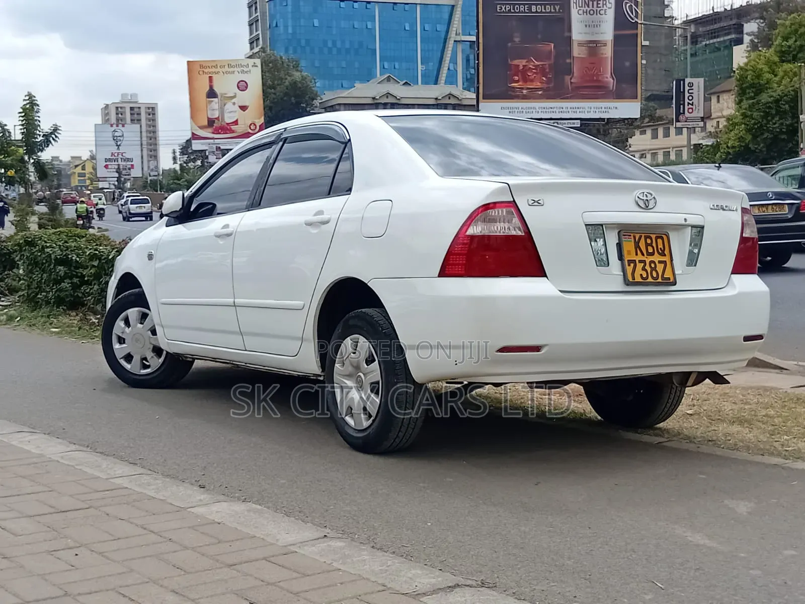 Toyota Corolla Sedan 2005 White