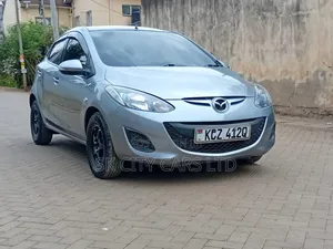 Mazda Demio 2013 Gray