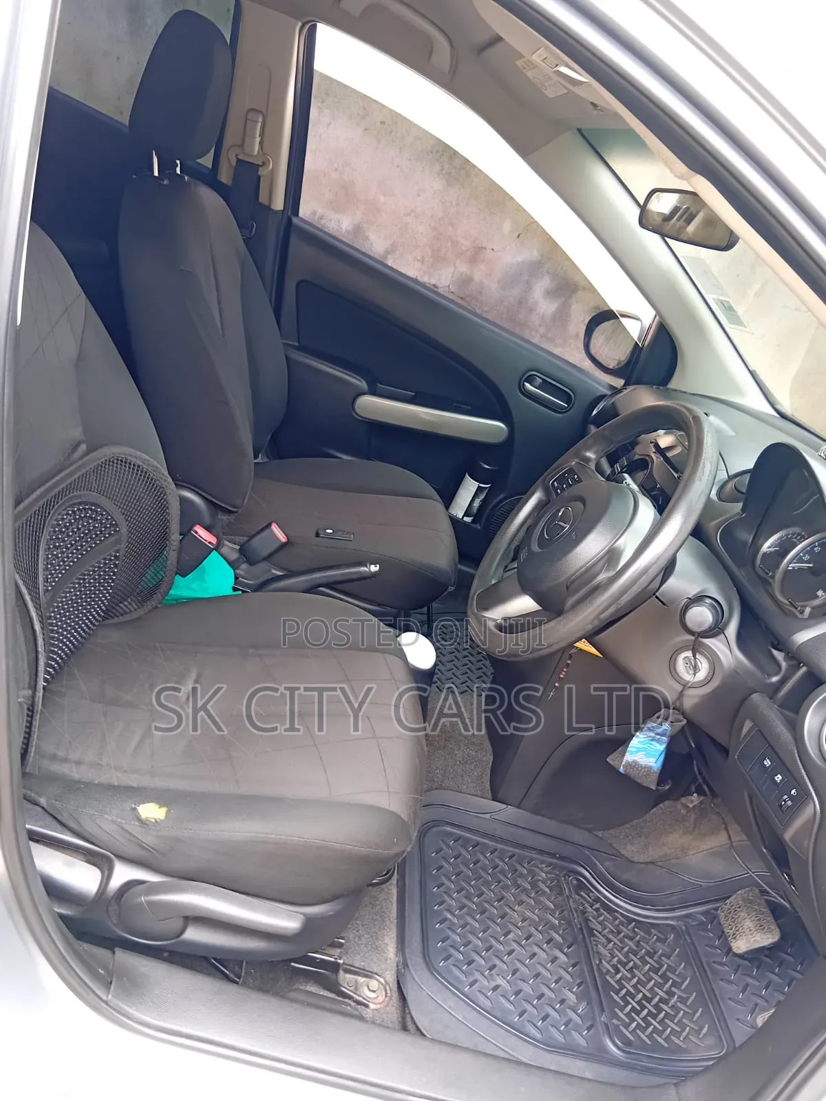 Mazda Demio 2013 Gray