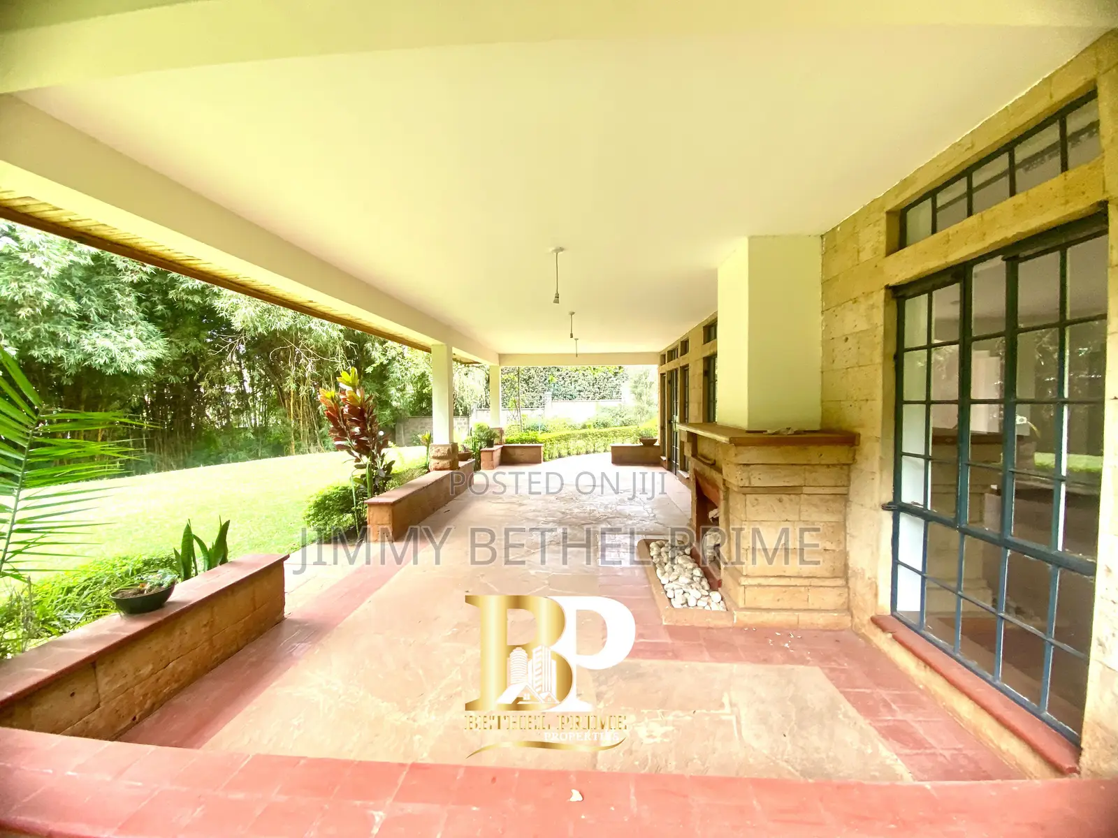 4bdrm Mansion in Rosslyn for rent