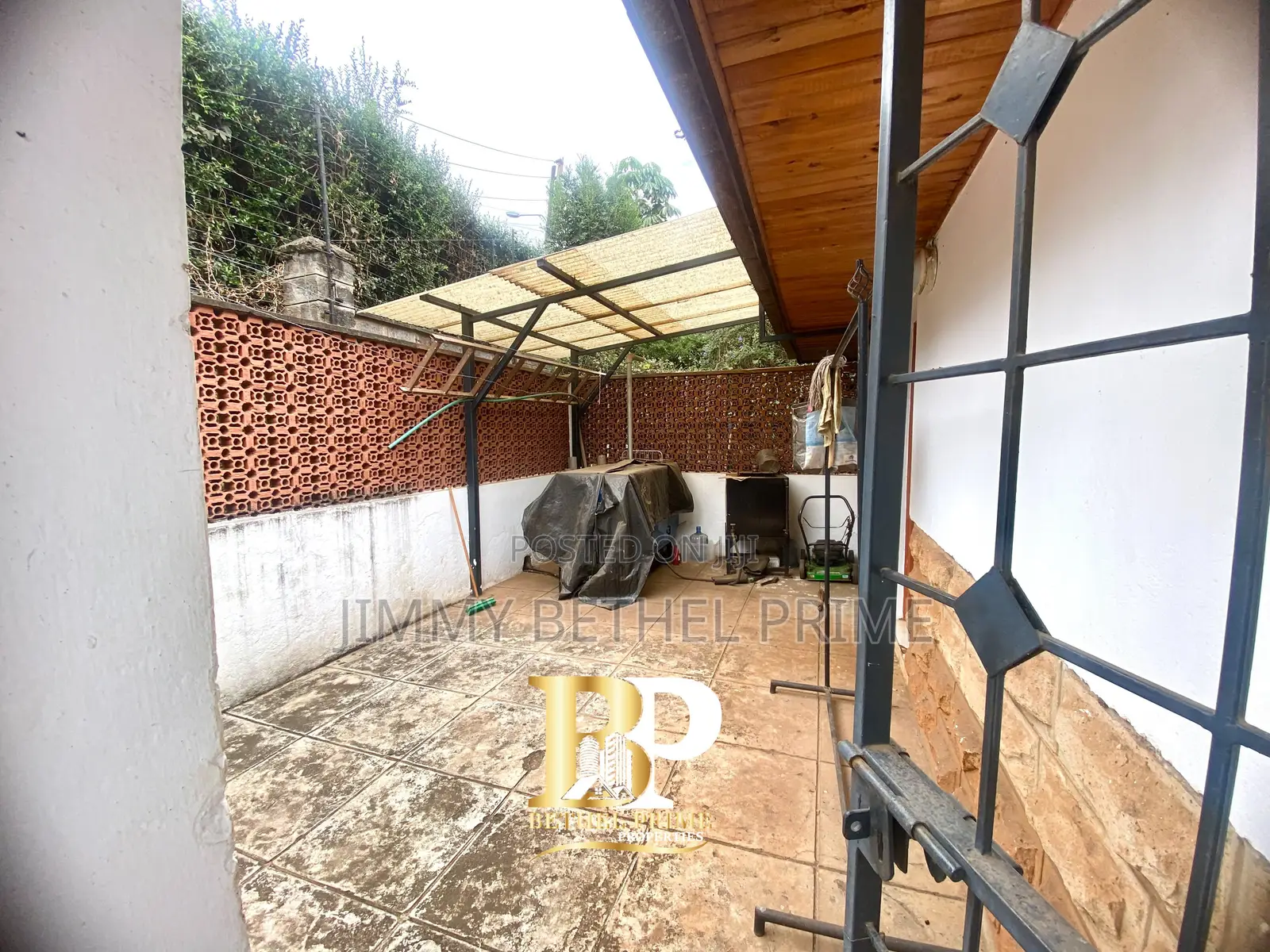 4bdrm Mansion in Rosslyn for rent