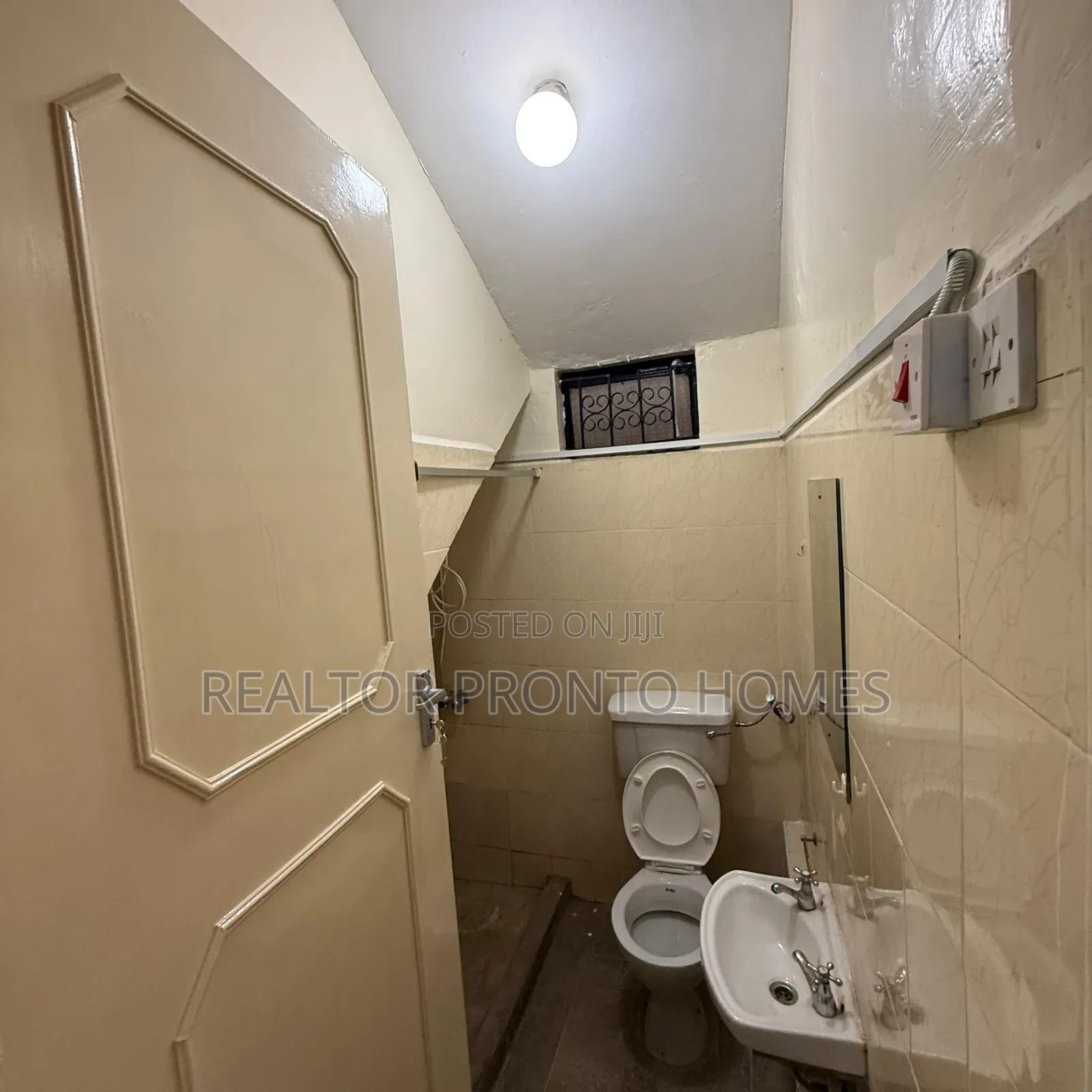 4bdrm Townhouse / Terrace in Yaya Center, Hurlingham for rent