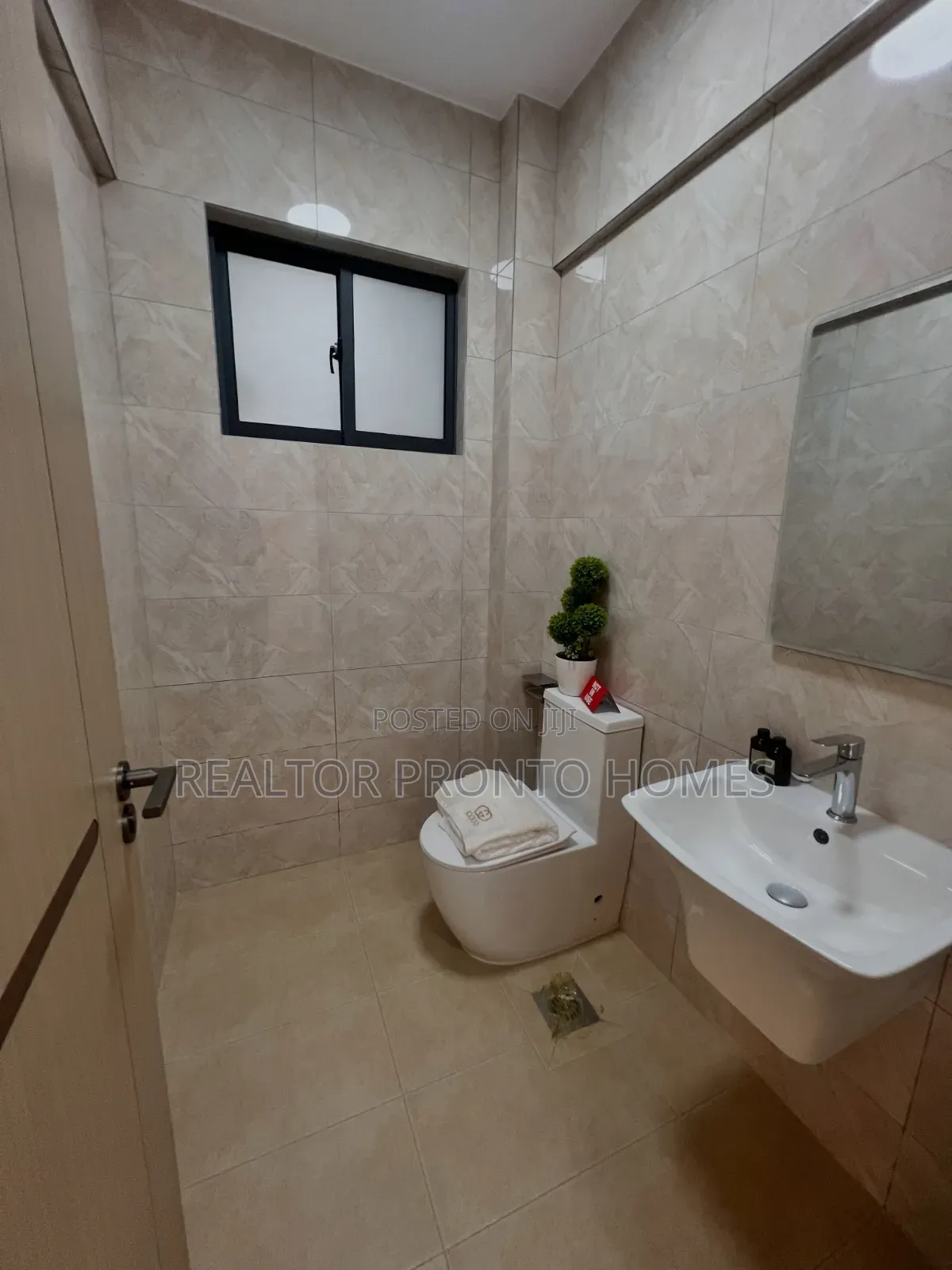 3bdrm Apartment in Kilimani, Hurlingham for sale