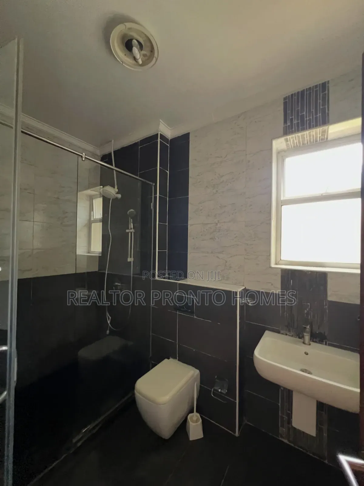 5bdrm Villa in Karen, Hardy for rent