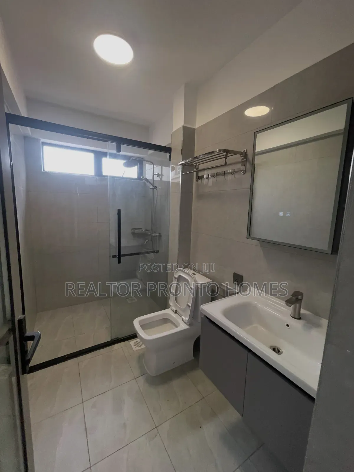2bdrm Apartment in Westlands, Raphta Road Area for rent