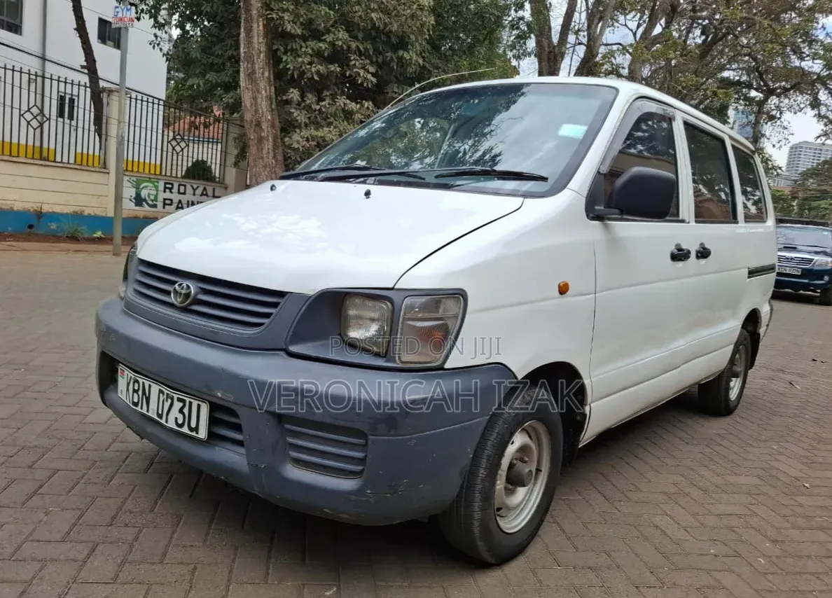 Toyota TownAce 2004 White