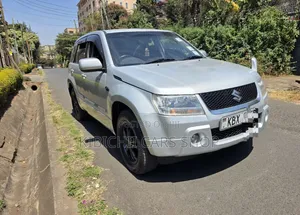Suzuki Escudo 2006 Silver