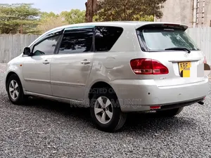 Toyota Ipsum 2003
